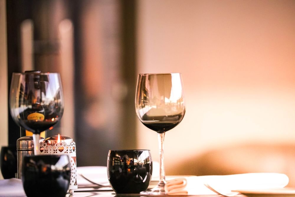 Candlelit table detail
